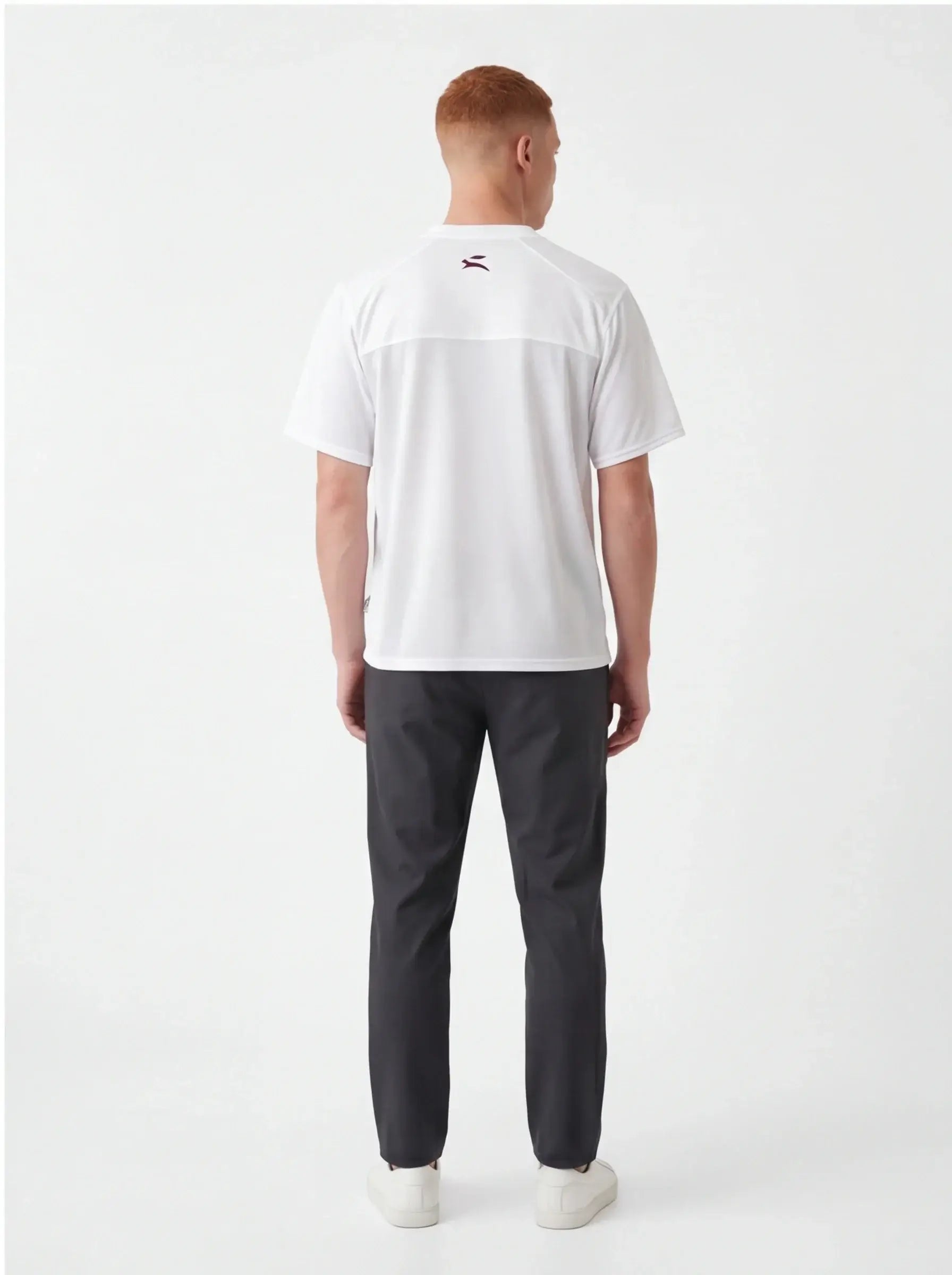 Elevated T-Shirt – from Dense Weave for an Effortless Look